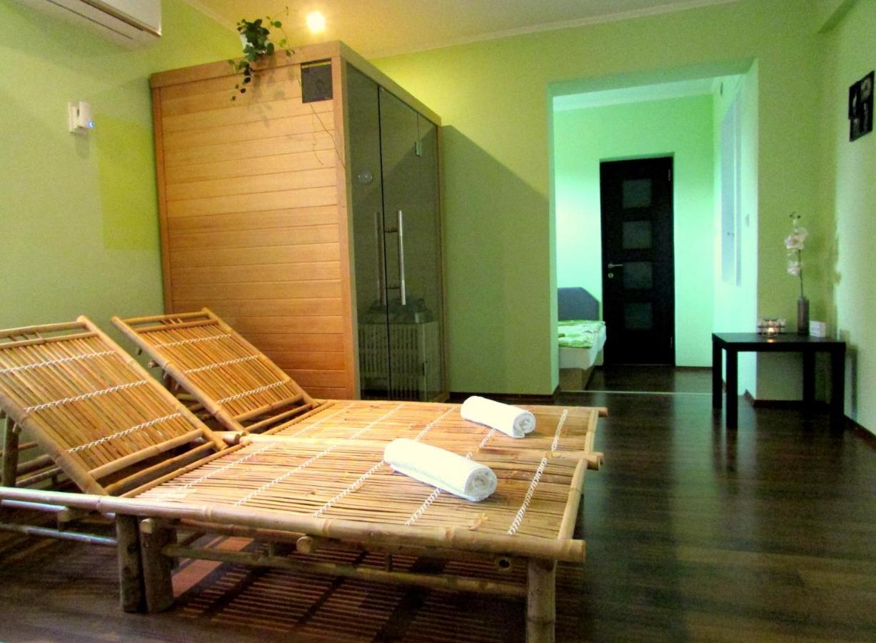 Green Corner Wellness Puspokladany Екстер'єр фото