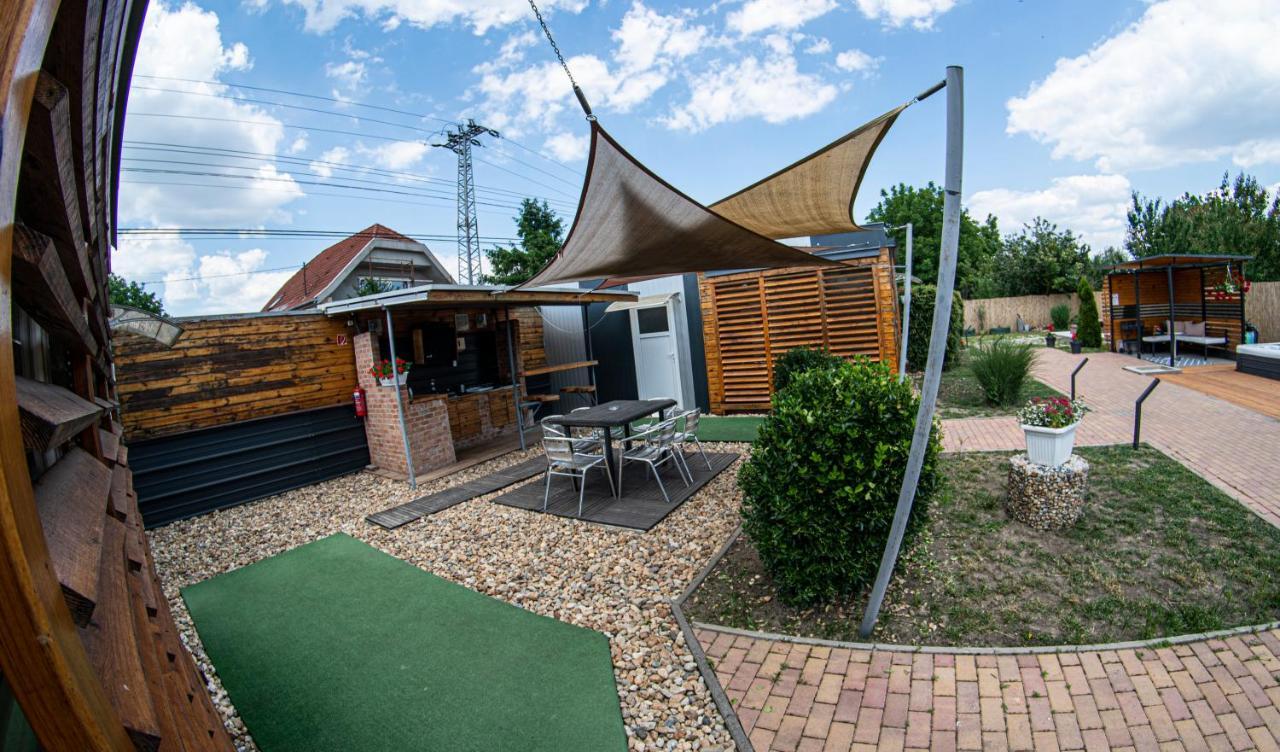 Green Corner Wellness Puspokladany Екстер'єр фото