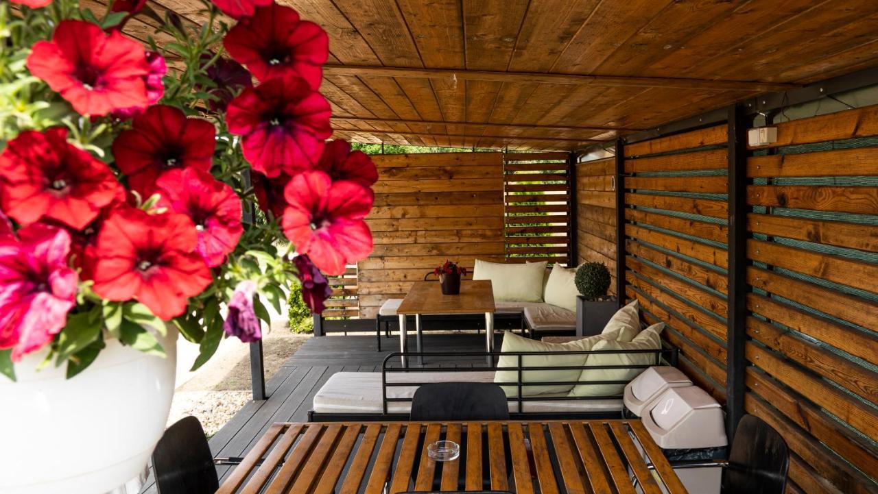 Green Corner Wellness Puspokladany Екстер'єр фото