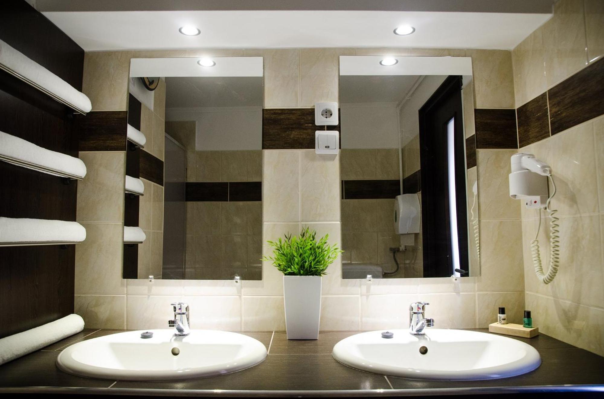 Green Corner Wellness Puspokladany Екстер'єр фото