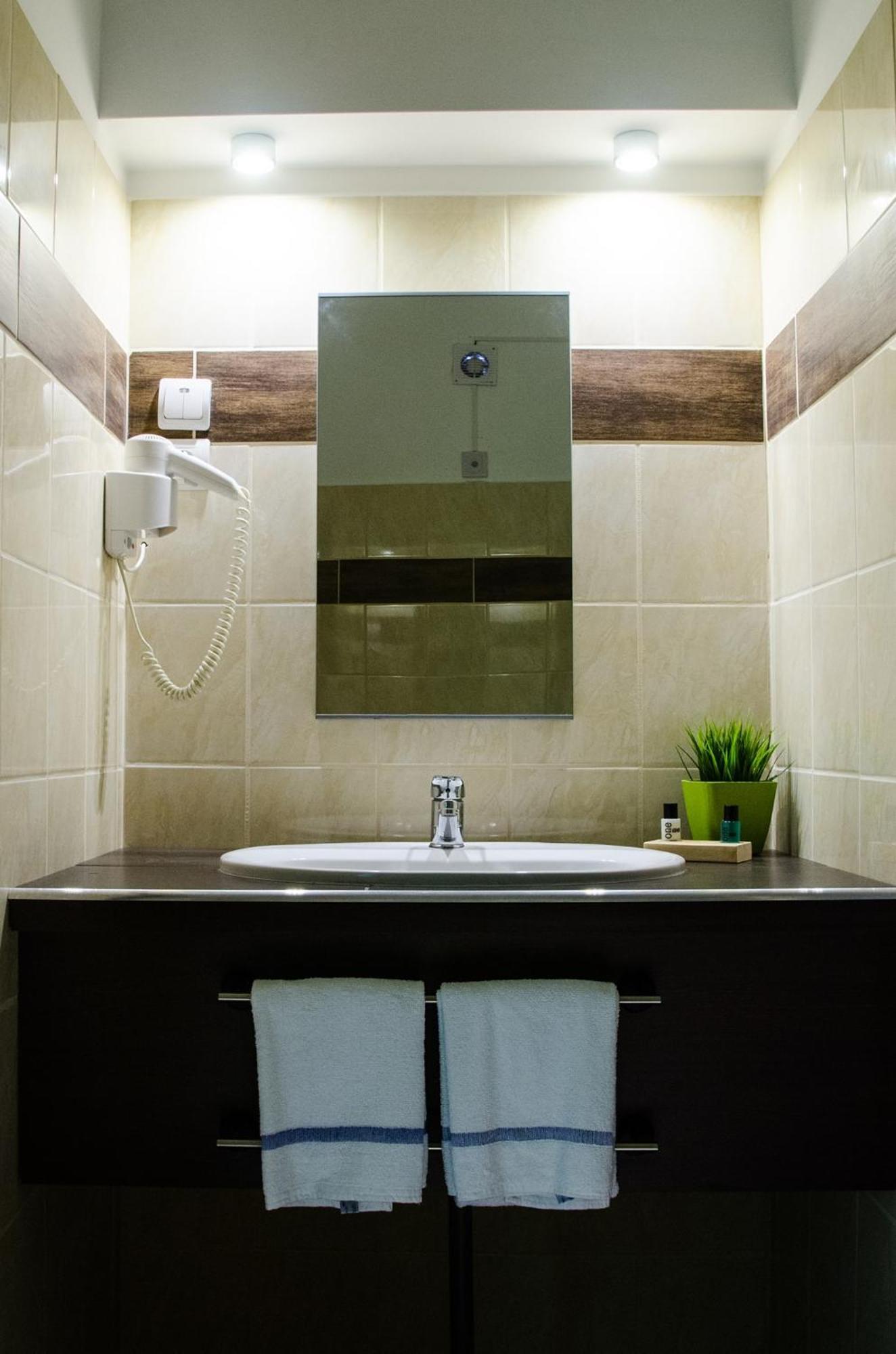 Green Corner Wellness Puspokladany Екстер'єр фото